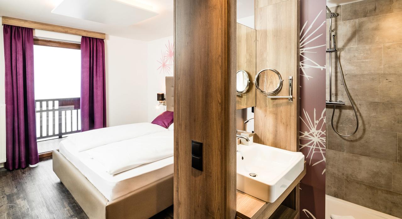 Almina Hotel